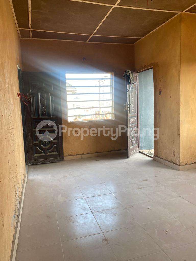 1 bedroom Flat / Apartment for rent Akoka Akoka Yaba Lagos - 9