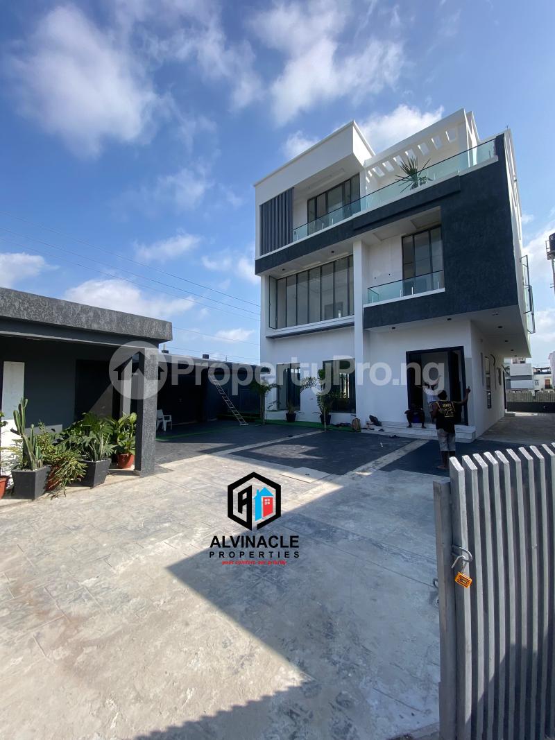 5 bedroom House for sale Osapa london Lekki Lagos