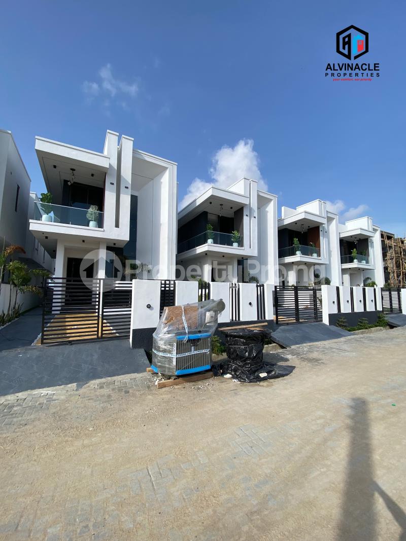 5 bedroom House for sale Ado Ajah Lagos