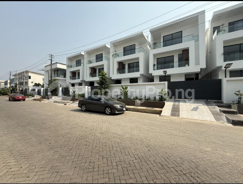 5 bedroom House for sale Ikate Lekki Lagos