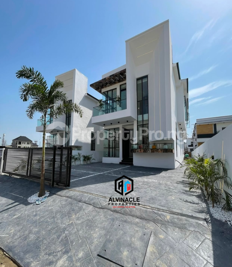 5 bedroom House for sale chevron Lekki Lagos