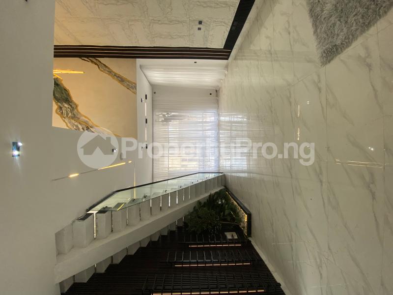 5 bedroom House for sale Conservative, Along Lekki Expressway Lekki Lagos