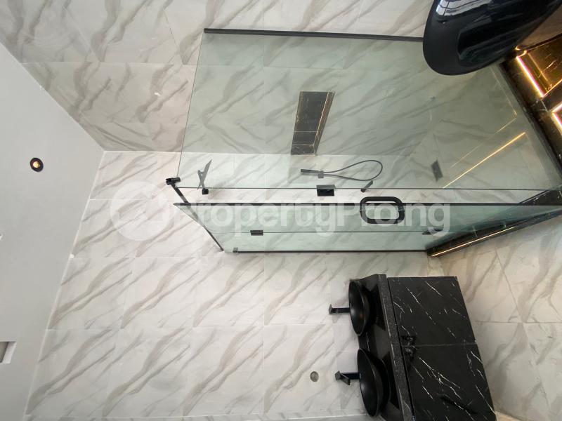 5 bedroom House for sale Conservative, Along Lekki Expressway Lekki Lagos