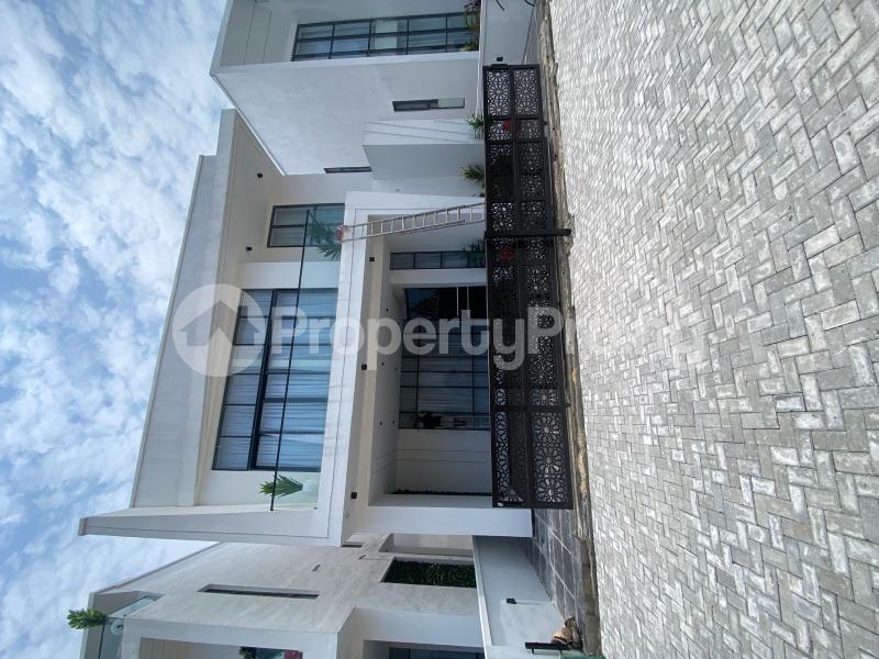 5 bedroom House for sale Conservative, Along Lekki Expressway Lekki Lagos