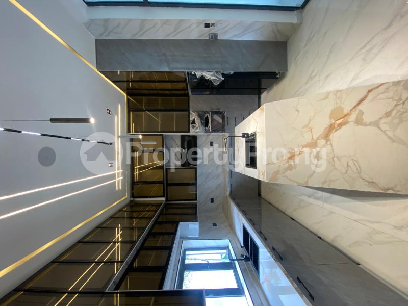 5 bedroom House for sale Conservative, Along Lekki Expressway Lekki Lagos