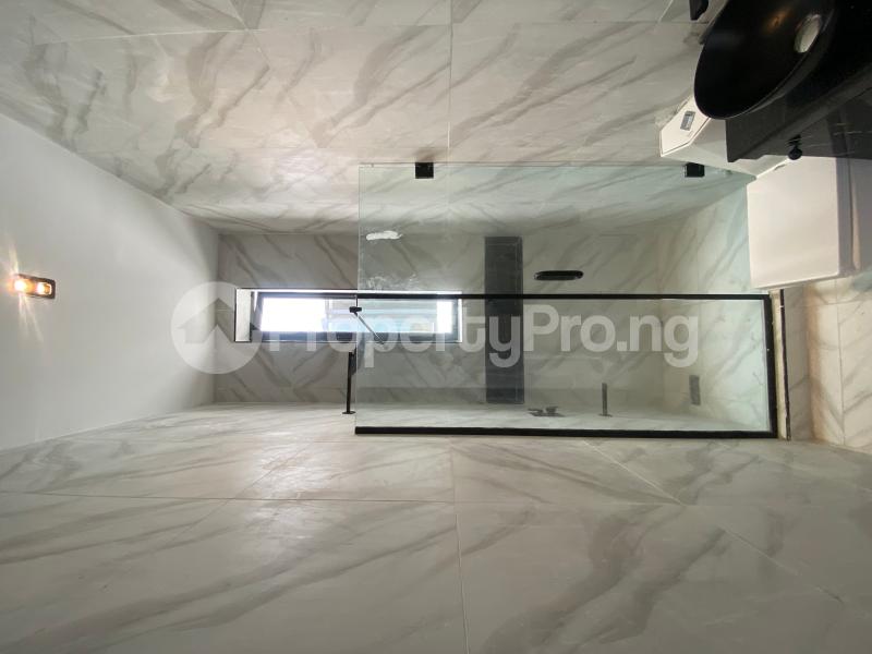 5 bedroom House for sale Conservative, Along Lekki Expressway Lekki Lagos