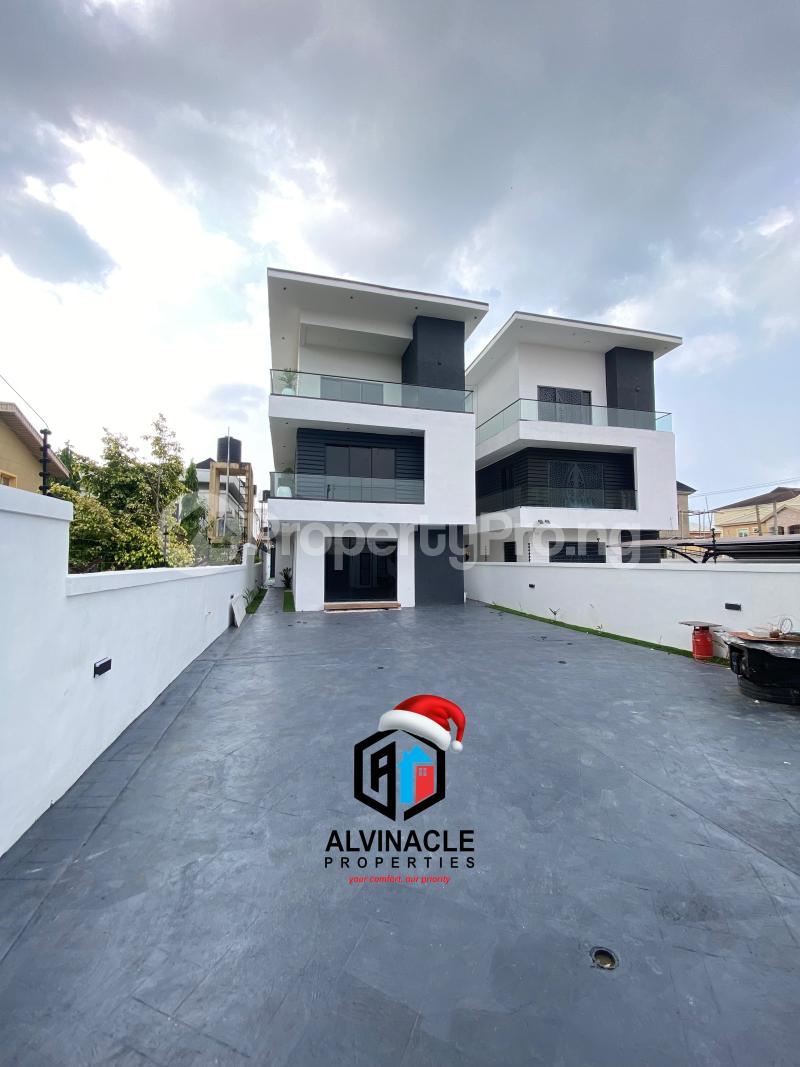 5 bedroom House for sale Atlantic View Estate Alpha Beach Road Lekki Lagos