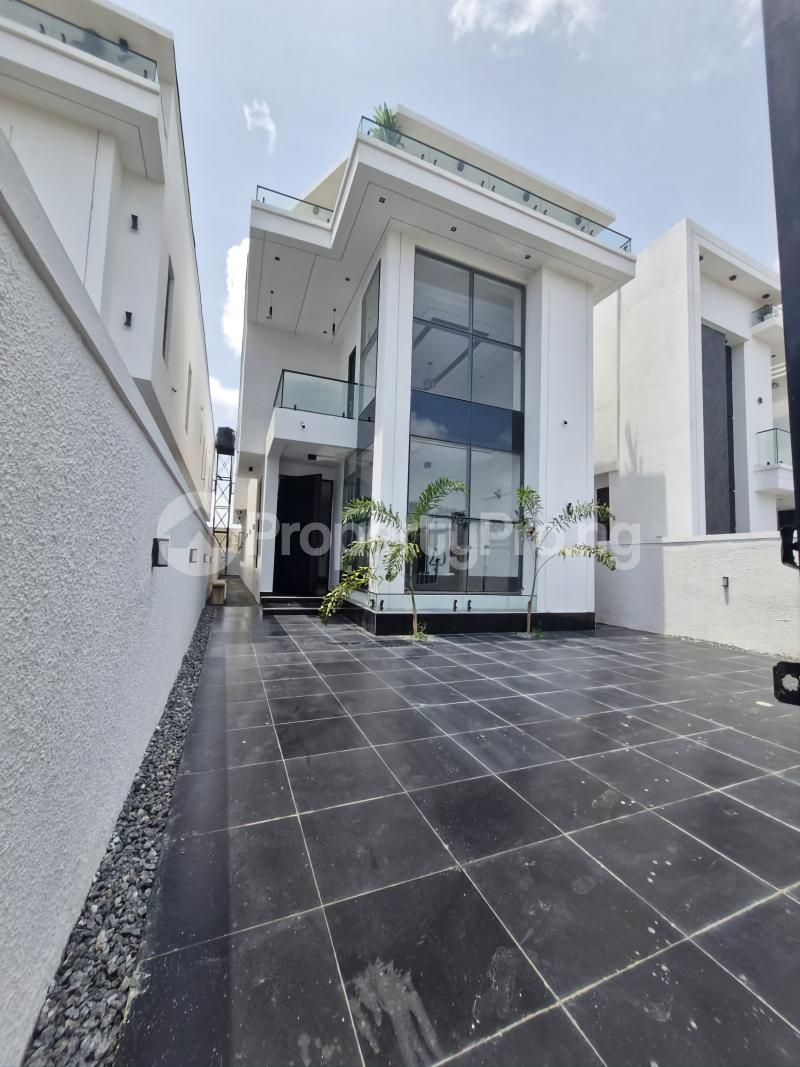 5 bedroom House for sale Captains Court Estate Ado Road Ajah Lagos