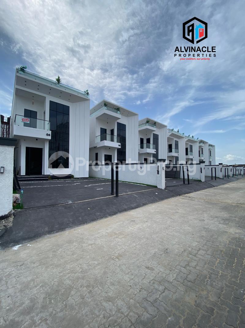 5 bedroom House for sale chevron Lekki Lagos