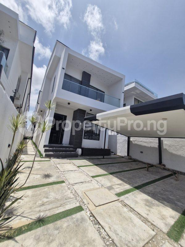 5 bedroom House for sale Captains Court Estate Ado Road Ajah Lagos