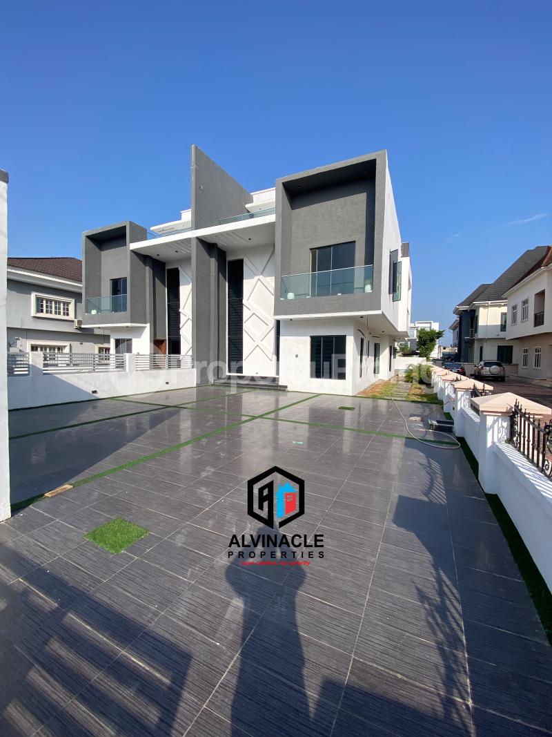 5 bedroom House for sale Osapa london Lekki Lagos