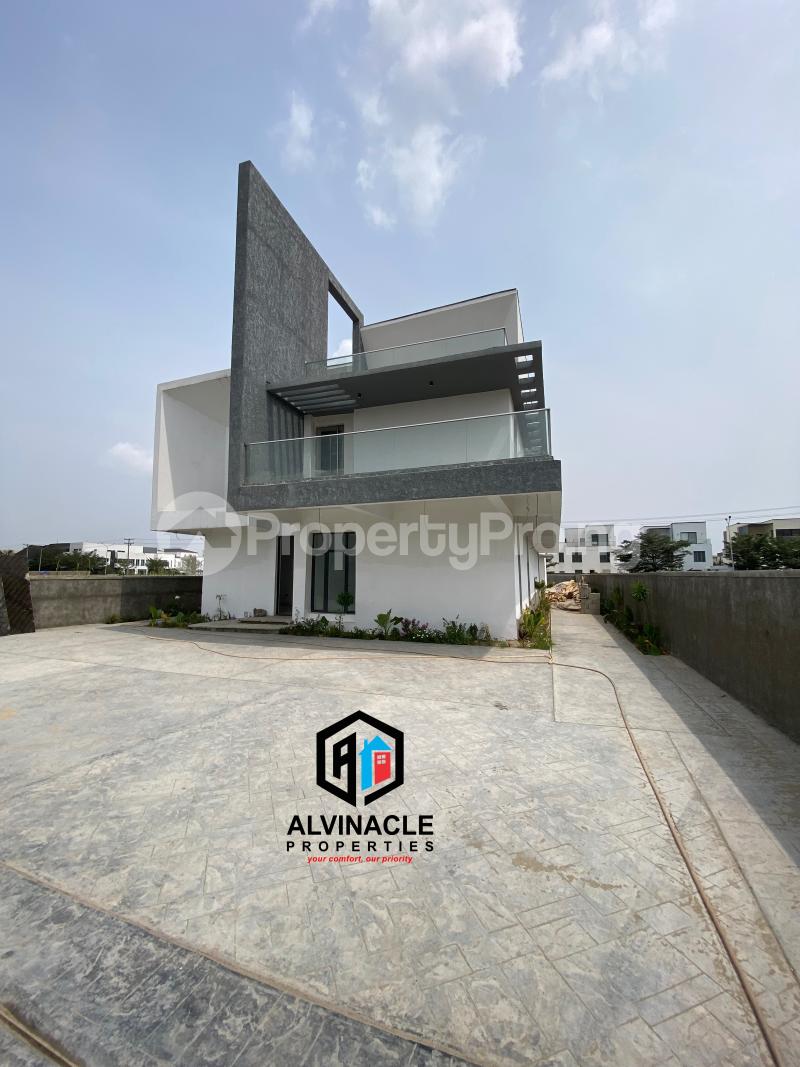 5 bedroom House for sale Osapa london Lekki Lagos