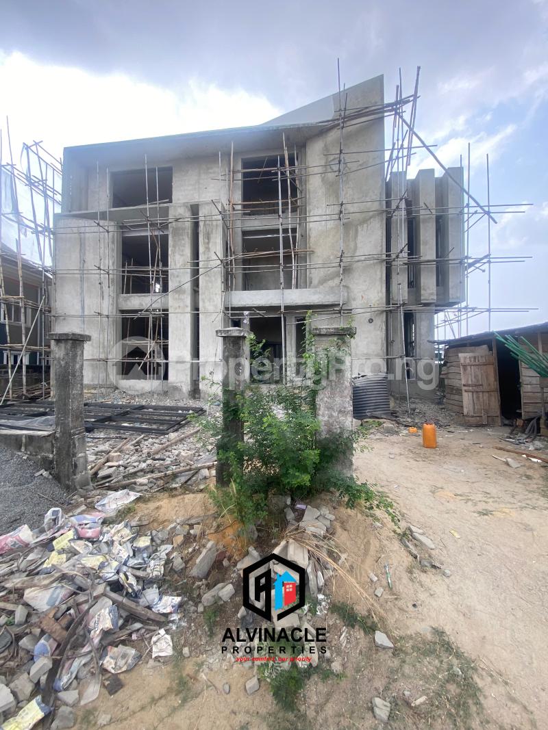 5 bedroom House for sale Osapa london Lekki Lagos