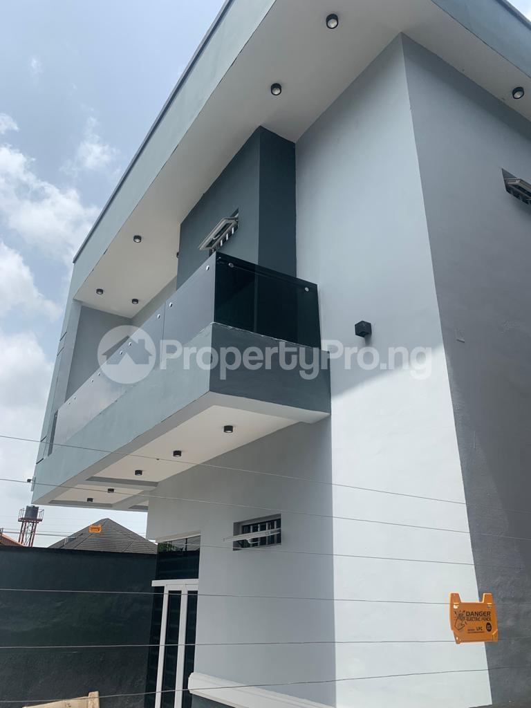 5 bedroom House for sale Millenuim/UPS Gbagada Lagos