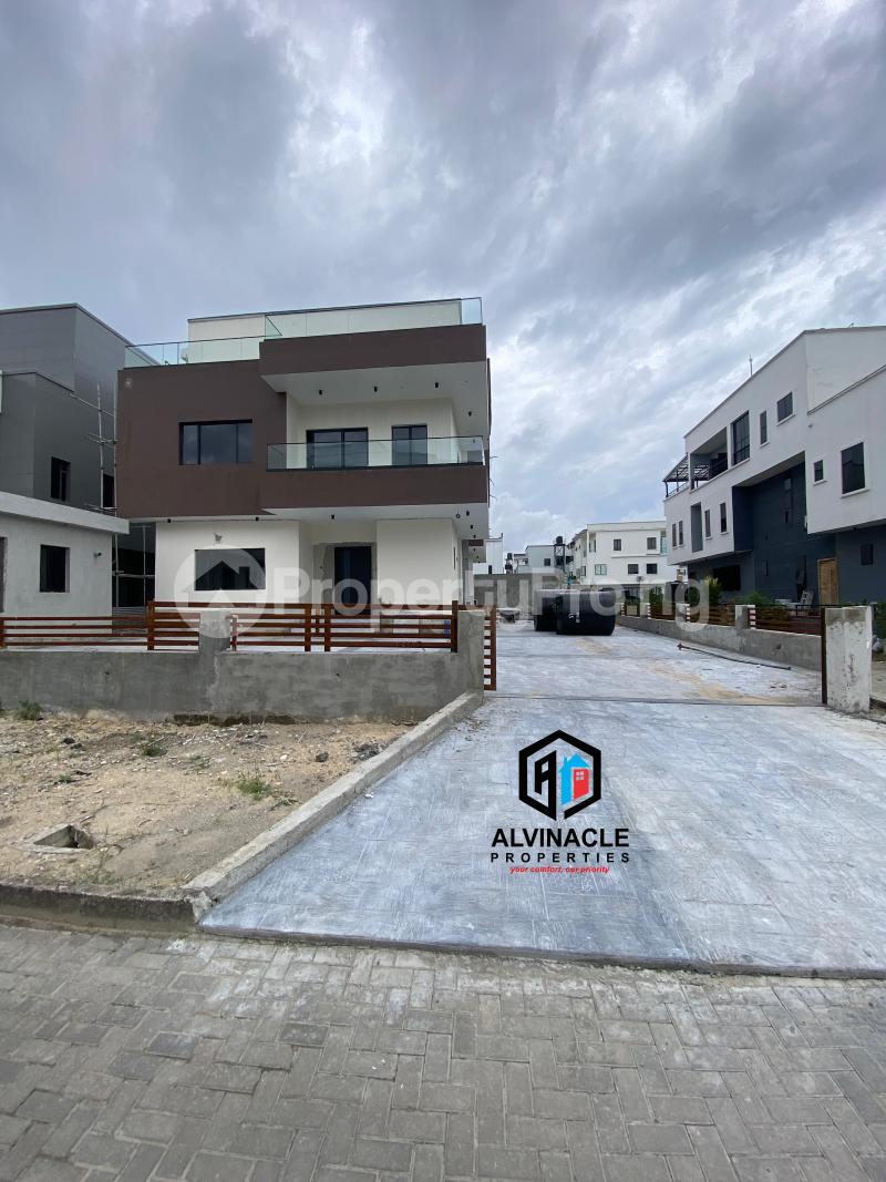 5 bedroom House for sale Osapa london Lekki Lagos