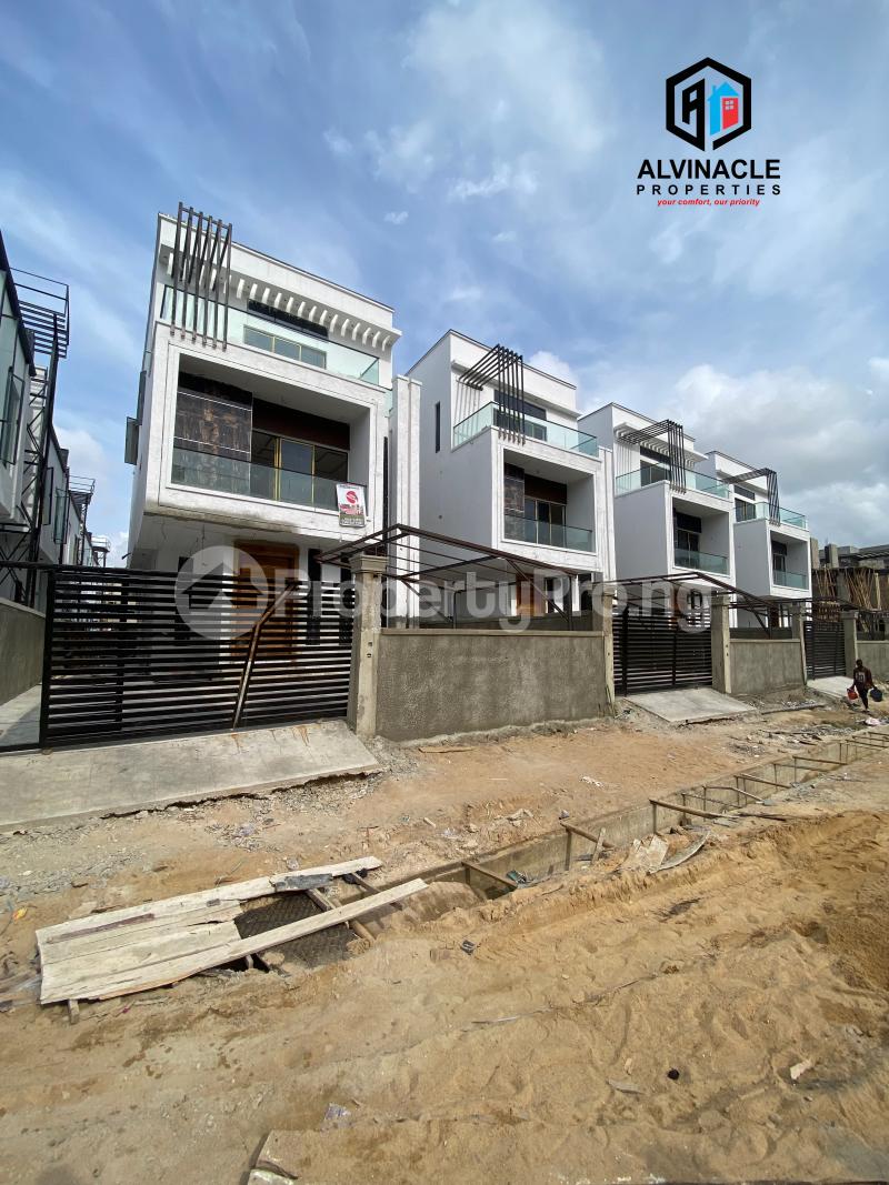 5 bedroom House for sale chevron Lekki Lagos