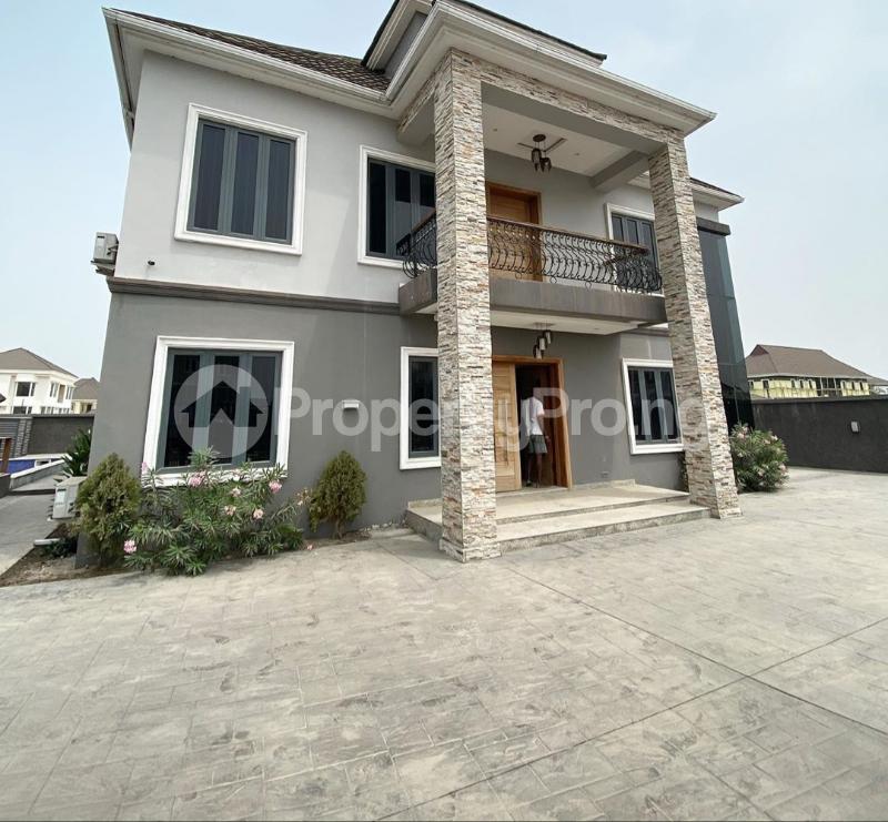 5 bedroom House for sale Pinnock Beach Estate Osapa london Lekki Lagos