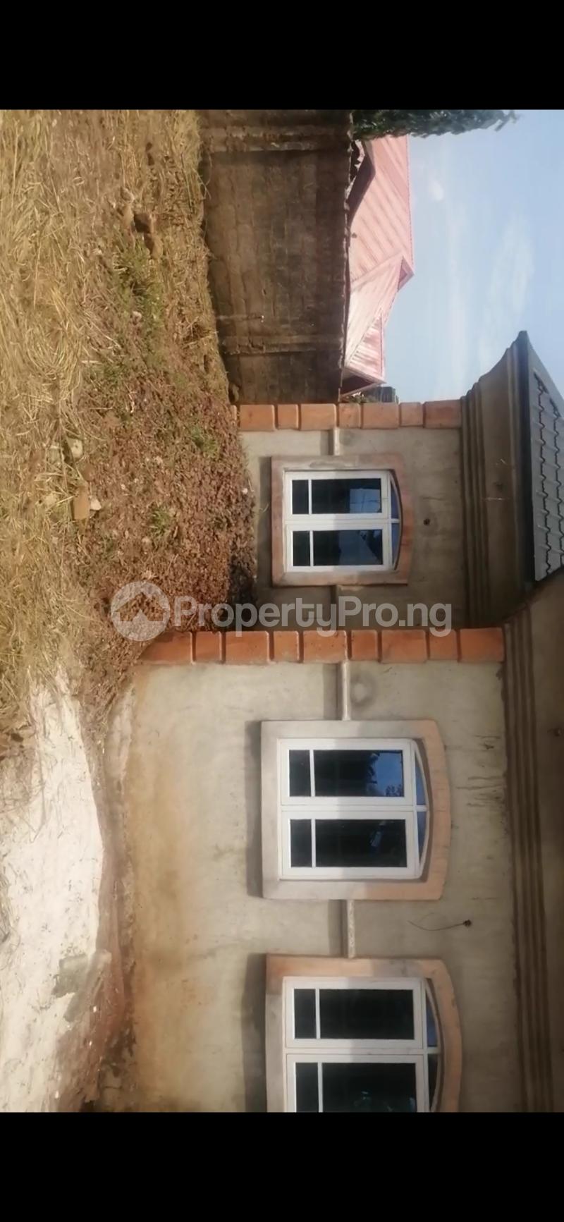 5 bedroom House for sale 3 Poles From Toronto Roundabout Uratta/mcc Owerri Imo - 11