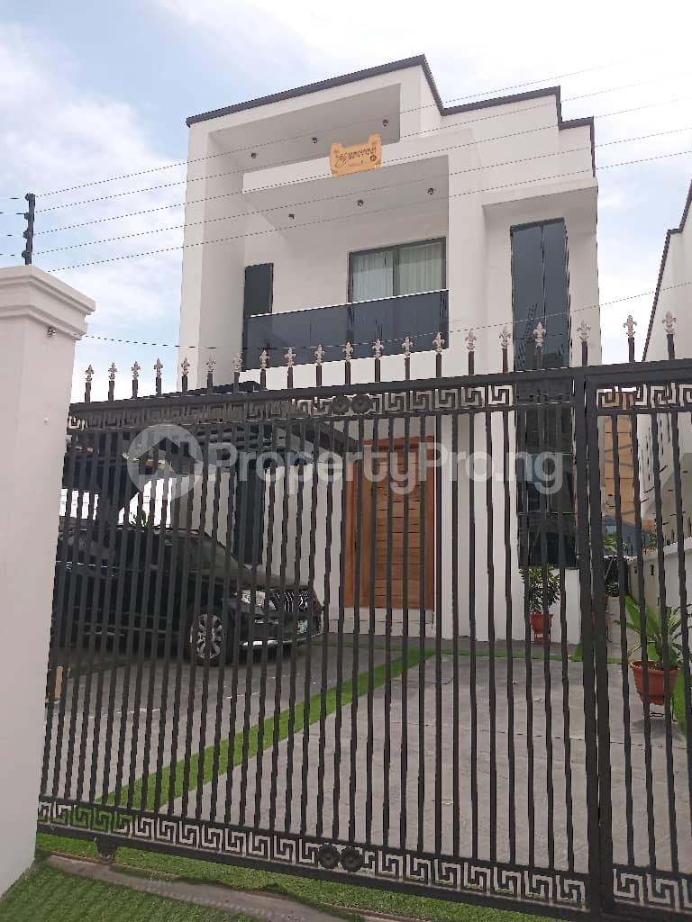5 bedroom House for sale chevron Lekki Lagos