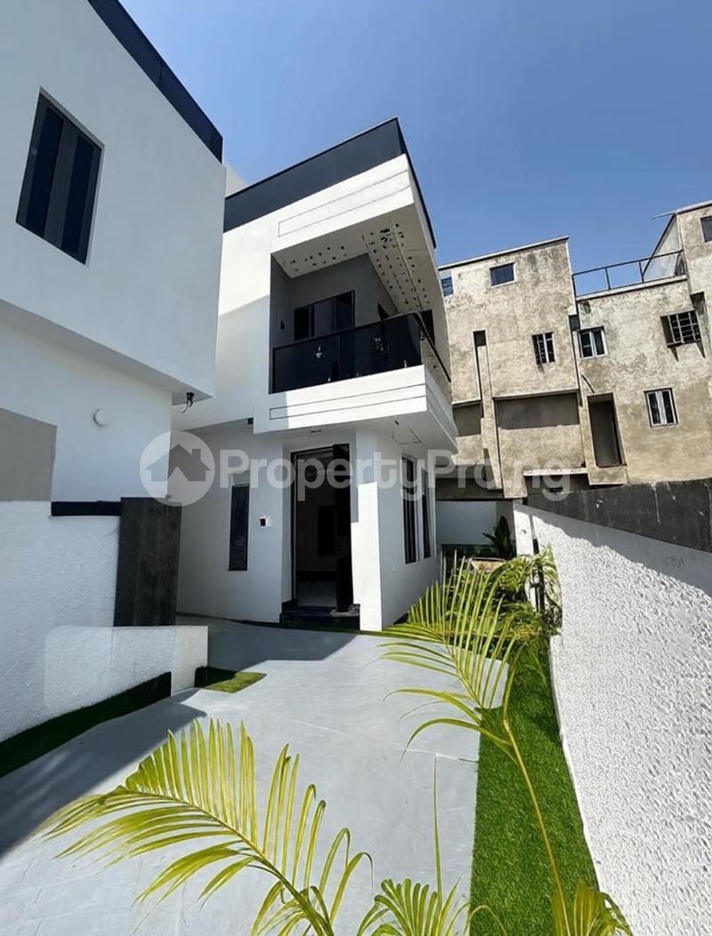 5 bedroom House for sale Ologolo Lekki Lagos