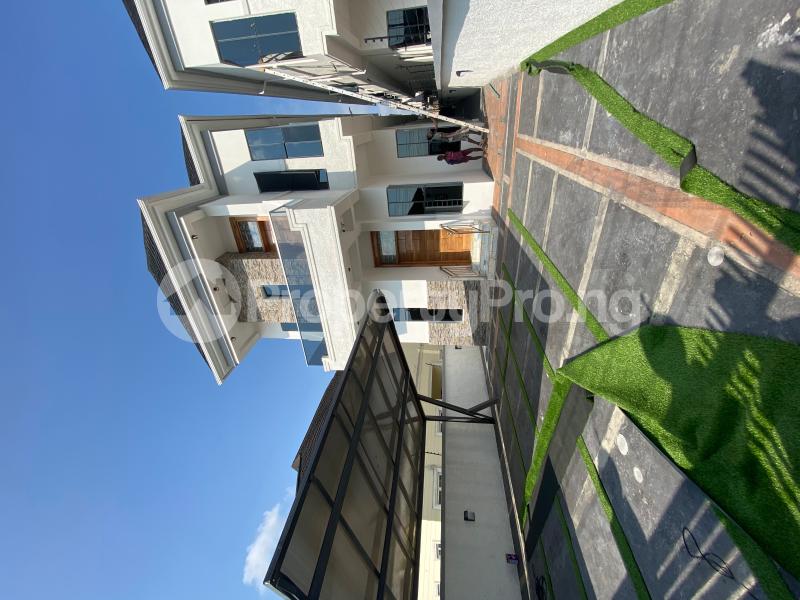 6 bedroom House for sale Chevy View chevron Lekki Lagos