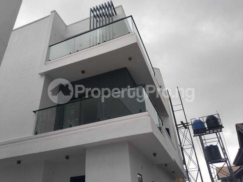 5 bedroom House for sale Green Field Estate Ago palace Okota Lagos