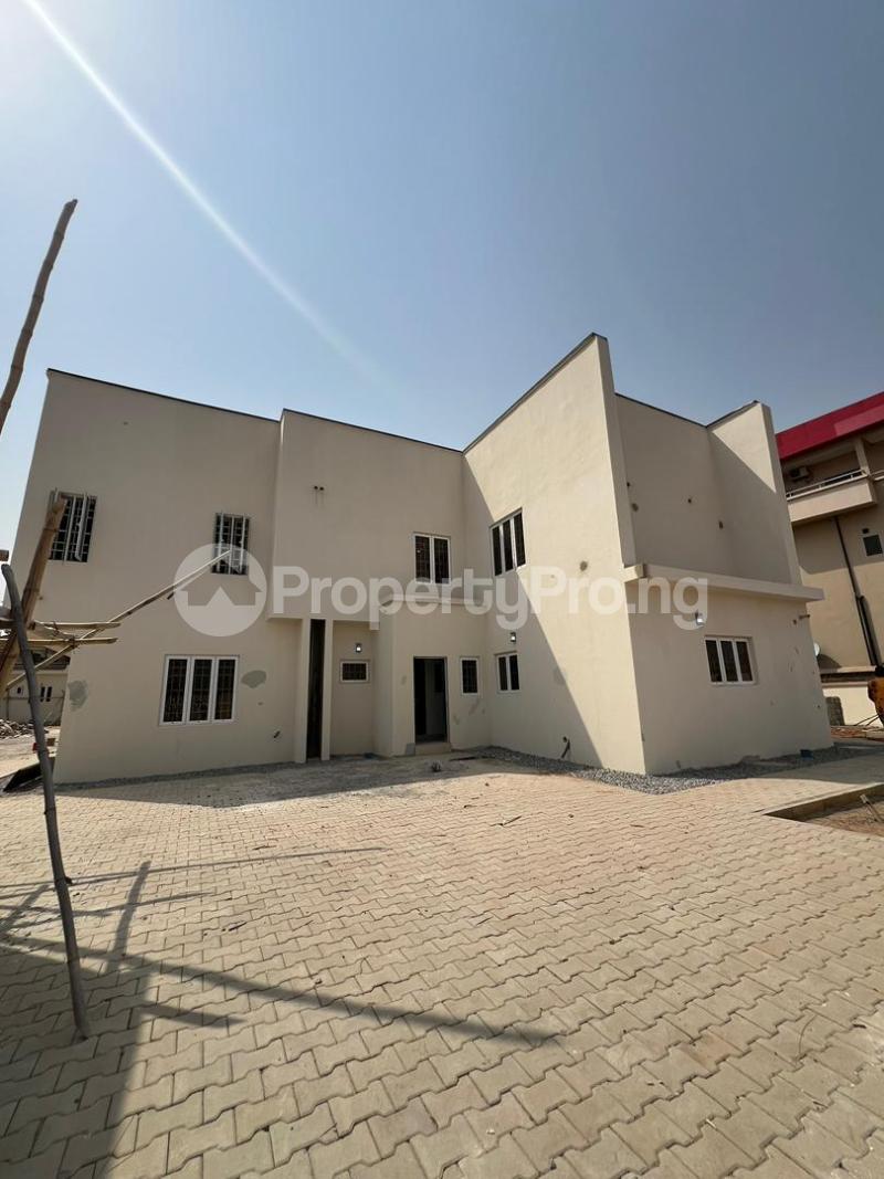 5 bedroom House for sale Wuye Abuja