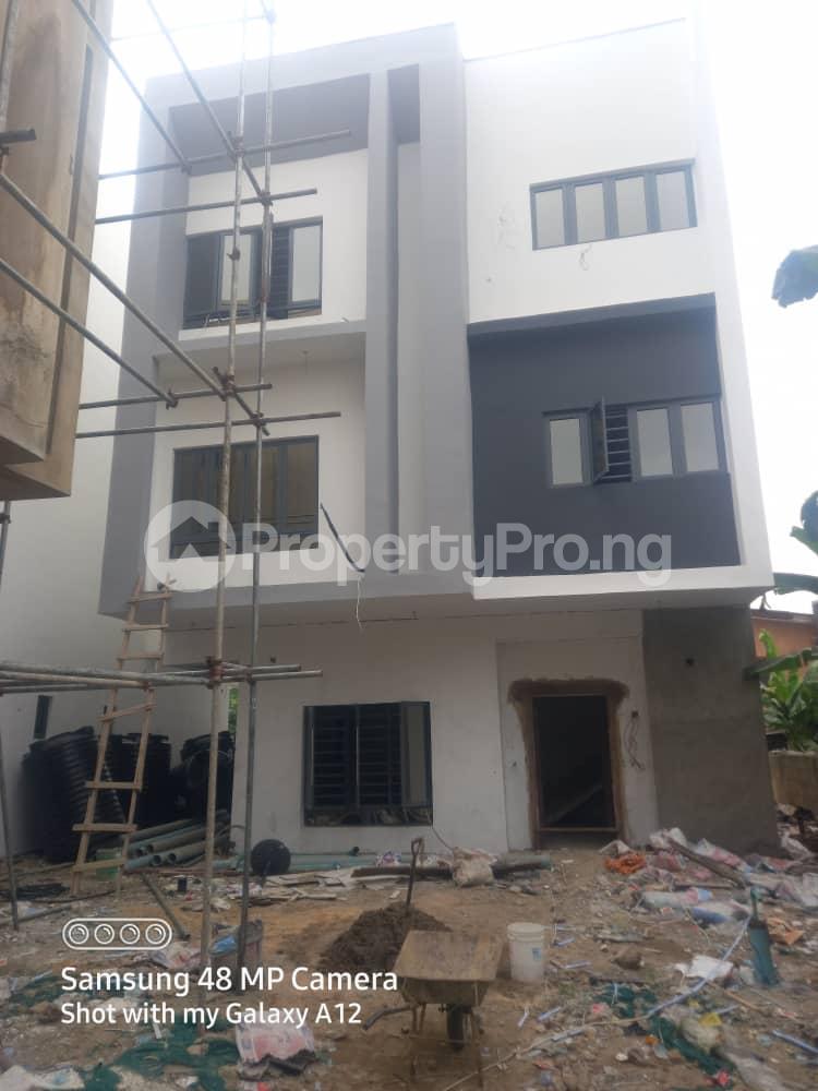 5 bedroom House for sale Owukori Crescent, Alaka Estate Surulere Lagos