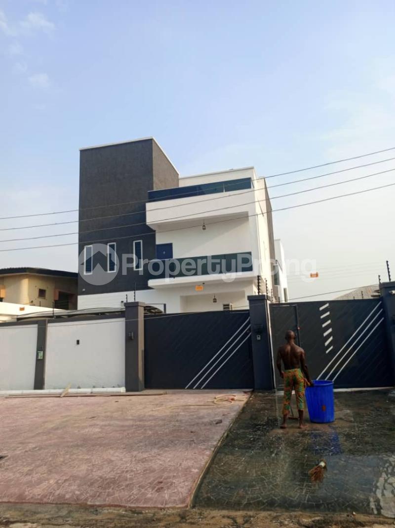 5 bedroom House for sale Omole phase 1 Ojodu Lagos