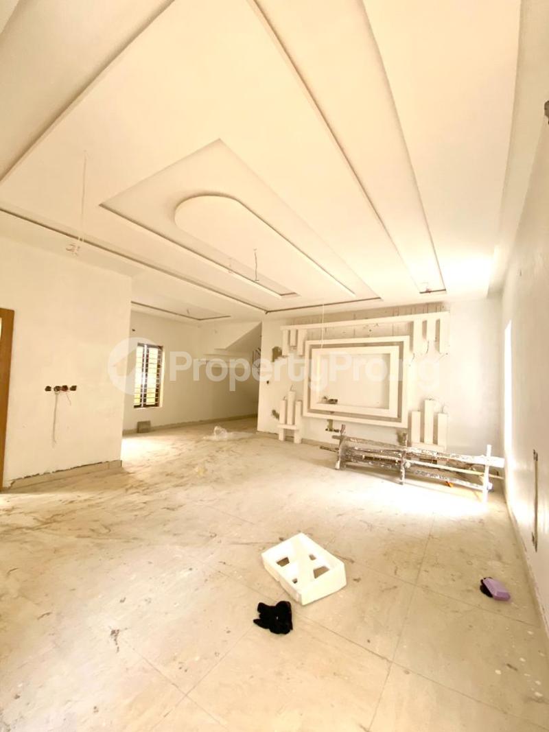 5 bedroom House for sale 2nd Tollgate Lekki Lagos