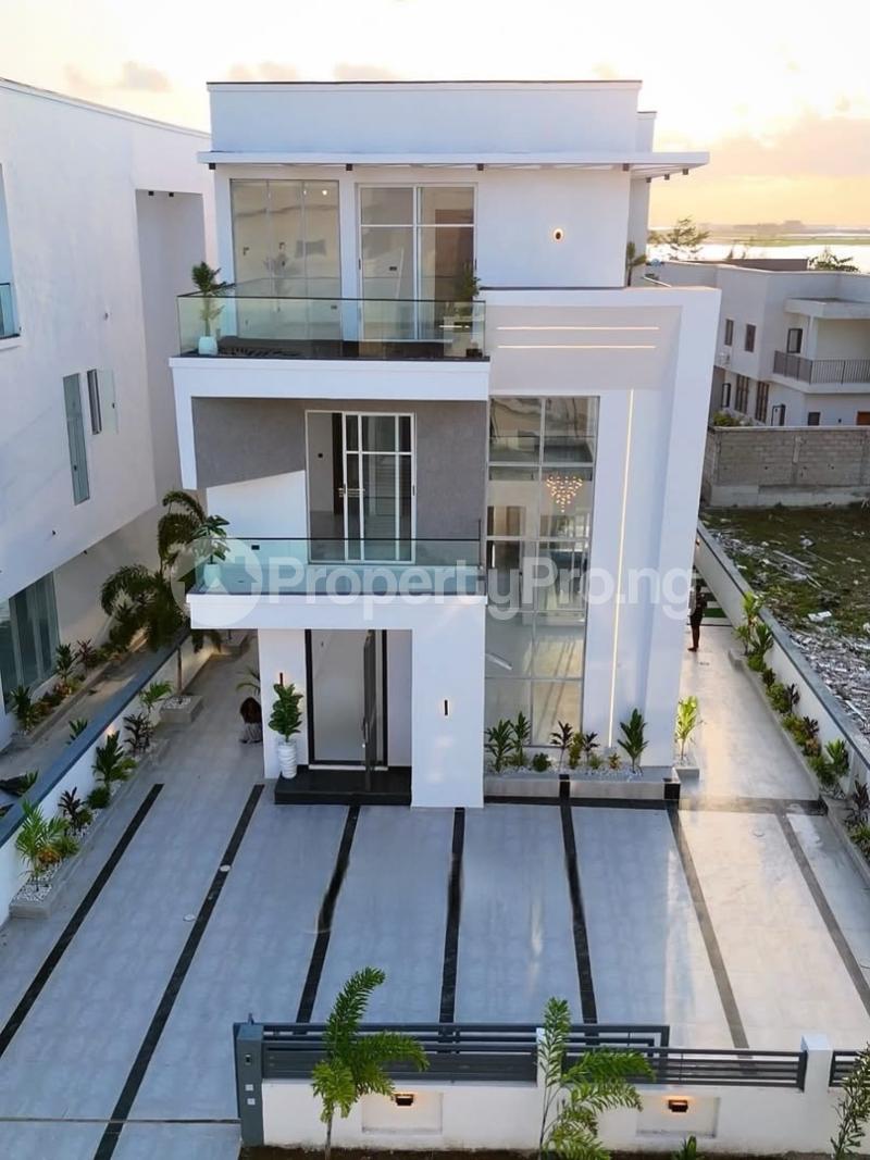5 bedroom House for sale Osapa london Lekki Lagos
