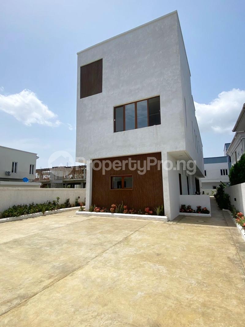 5 bedroom House for sale Chevron Lekki Lagos
