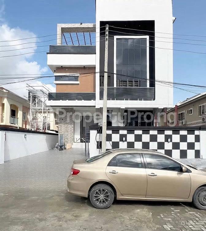 5 bedroom House for sale chevron Lekki Lagos