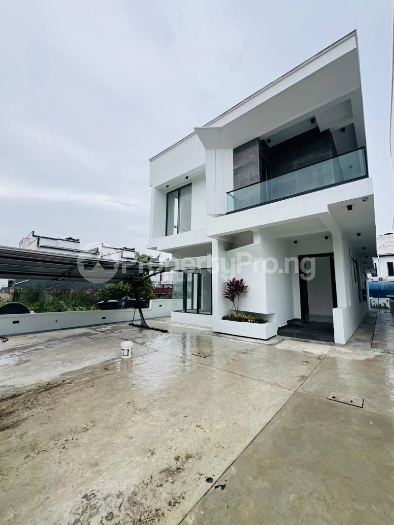 5 bedroom House for sale Ikota Lekki Lagos