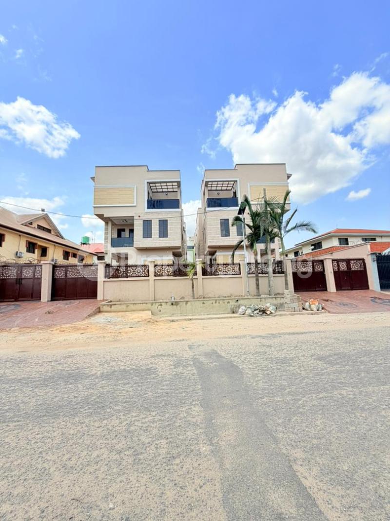 5 bedroom House for sale Omole phase 1 Ojodu Lagos
