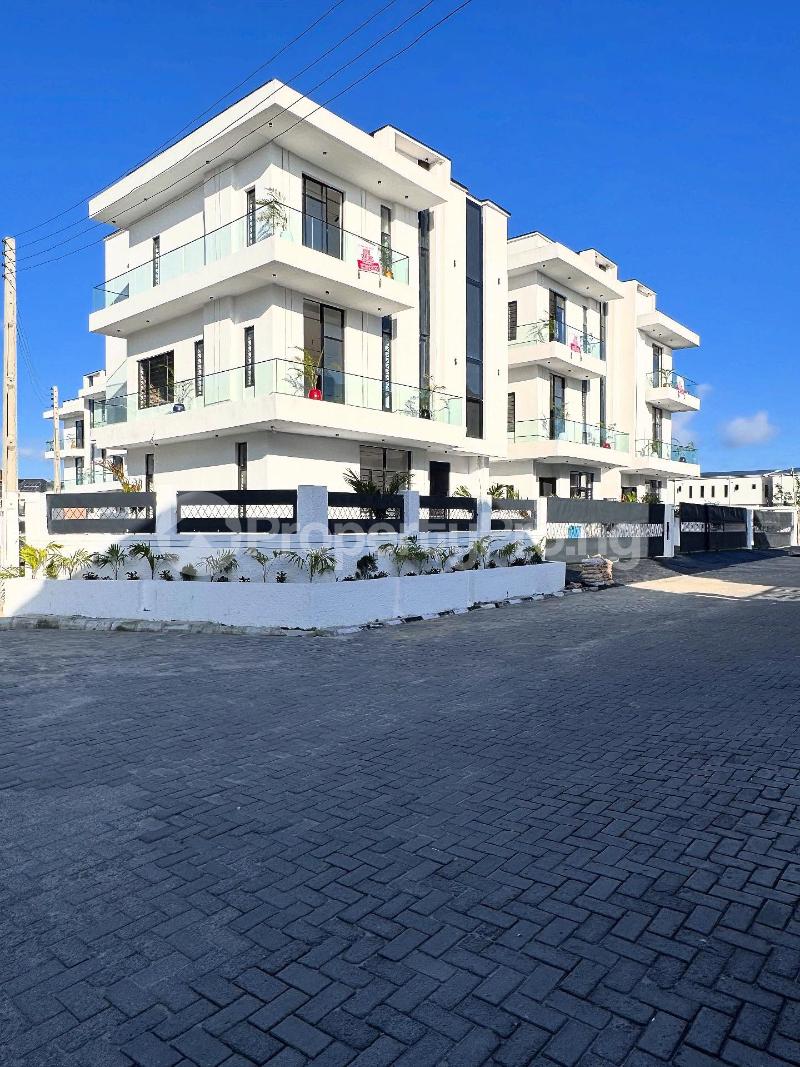 5 bedroom House for sale orchid Lekki Lagos