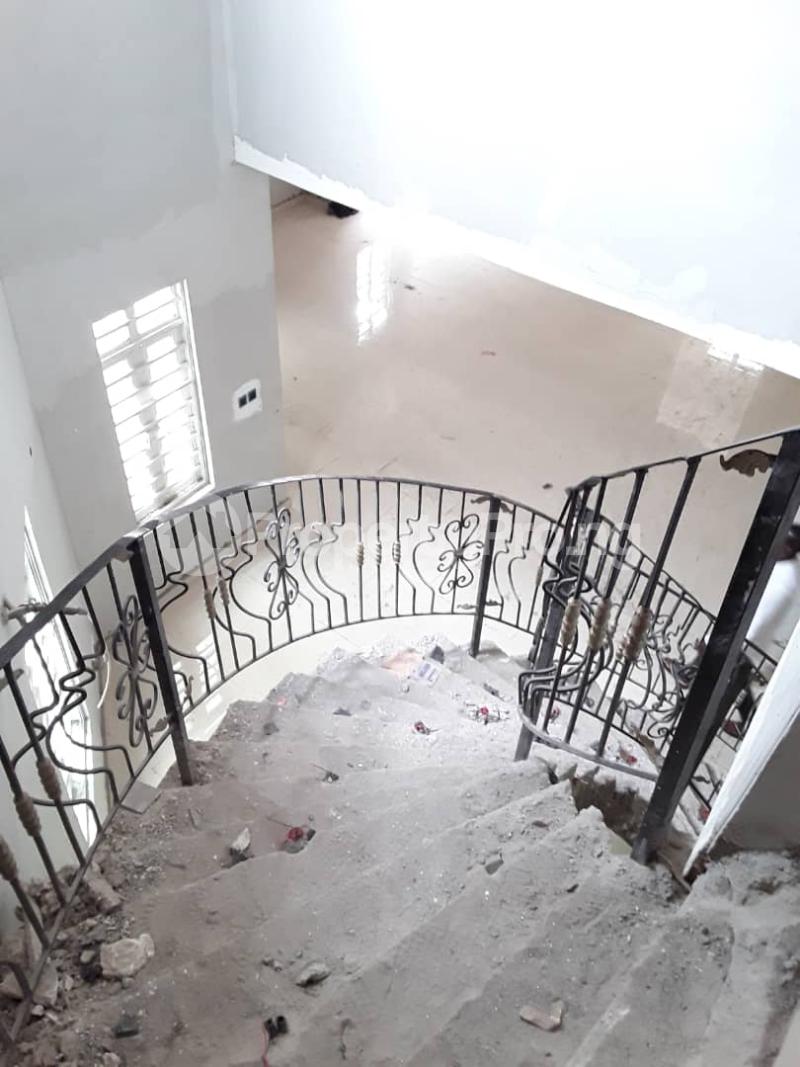5 bedroom House for sale Magodo Phase 2 Gra Estate, Off Cmd Road. Berger Ojodu Lagos