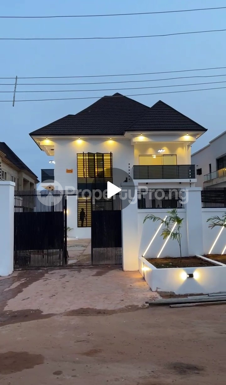 5 bedroom House for sale Roboot City Estate Off Ibusa Rd. Asaba Delta
