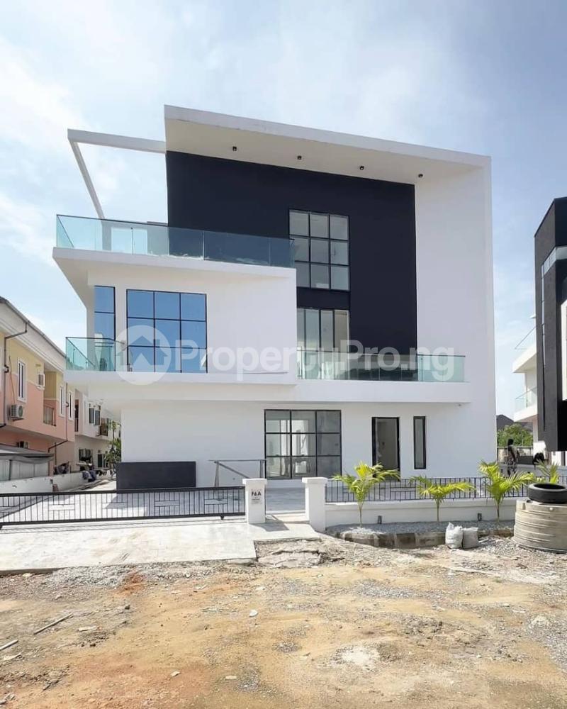5 bedroom House for sale Second Toll Gate Ikota Lekki Lagos