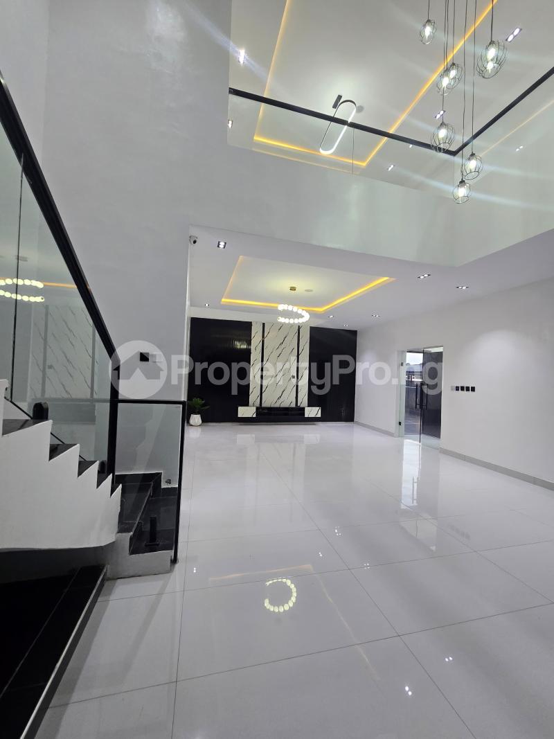5 bedroom House for sale Enugu Enugu