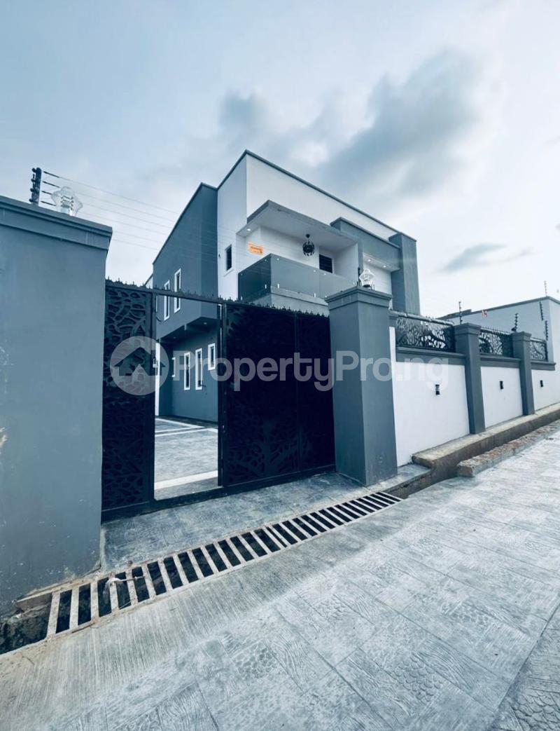5 bedroom House for sale Olapade Agoro Oluyole Estate Ibadan Oyo