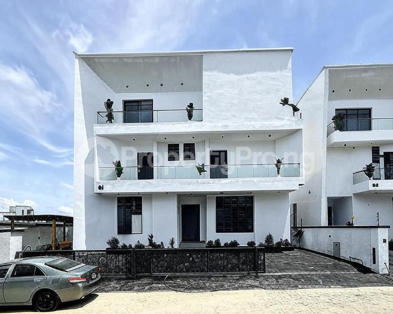 5 bedroom House for sale Chevron Lekki Lagos