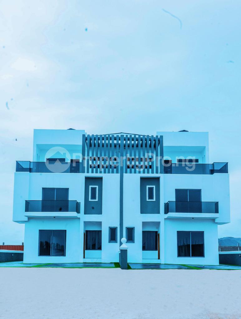 5 bedroom House for sale Abraham Adesanya Ogombo Ajah Lagos