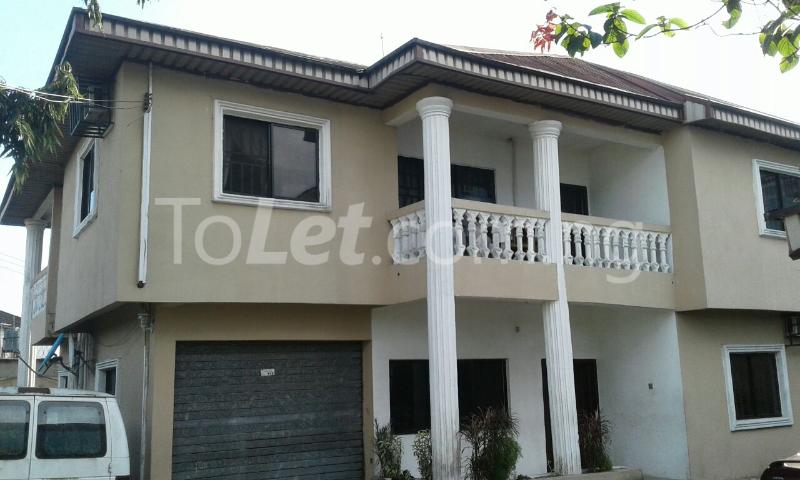 5 bedroom House for sale No 17 Akwaka Avenue, Oroazi Road, Mile 4, Diobu mile 4 Port Harcourt Rivers