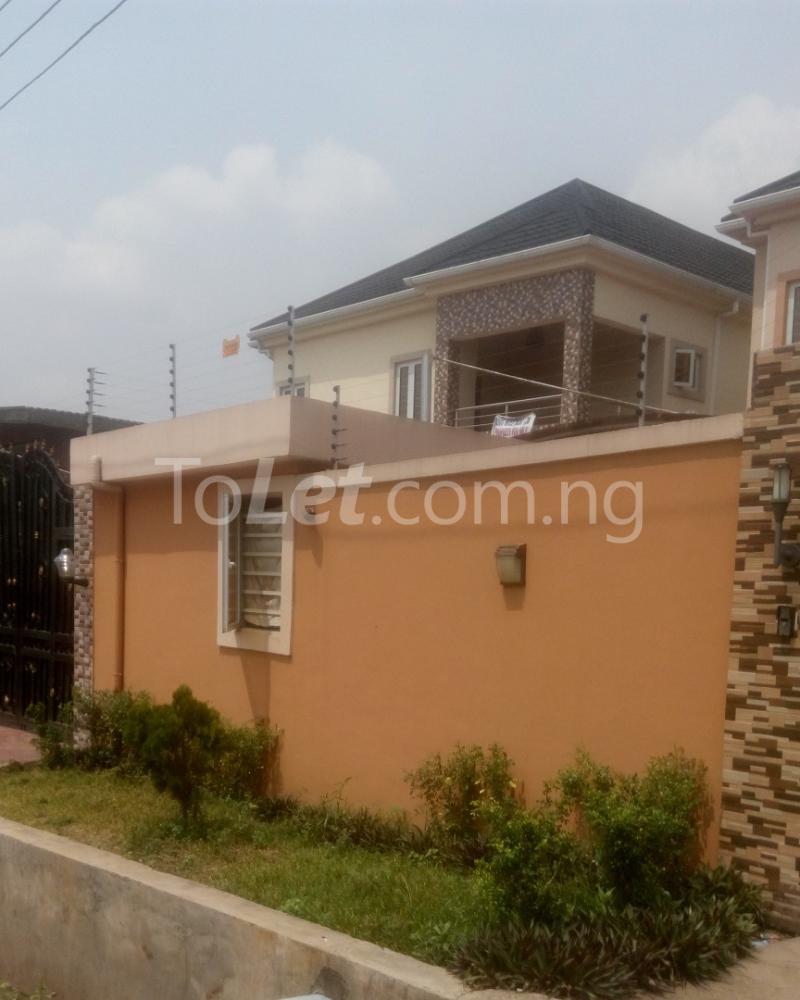 5 bedroom House for sale 712b Babatunde Street, Omole phase 2 Ojodu Lagos