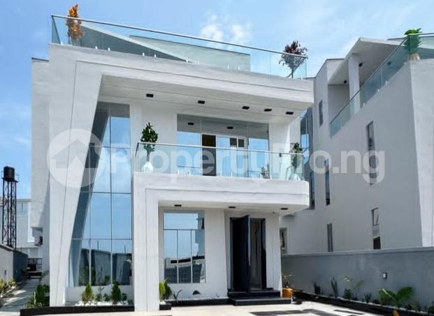 5 bedroom House for sale In An Estate Chevron Lekki Lagos