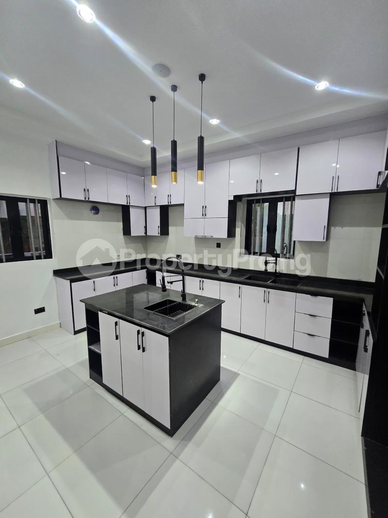 5 bedroom House for sale Enugu Enugu