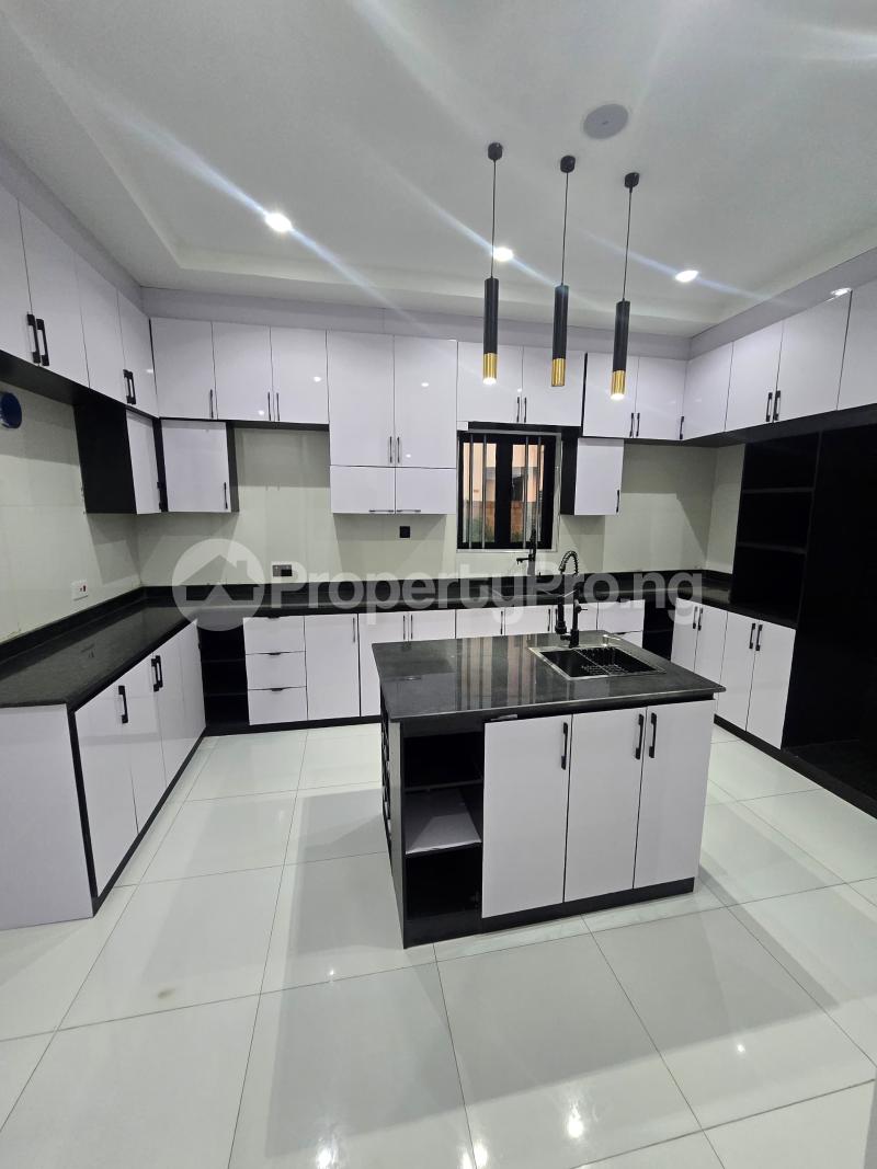 5 bedroom House for sale Enugu Enugu