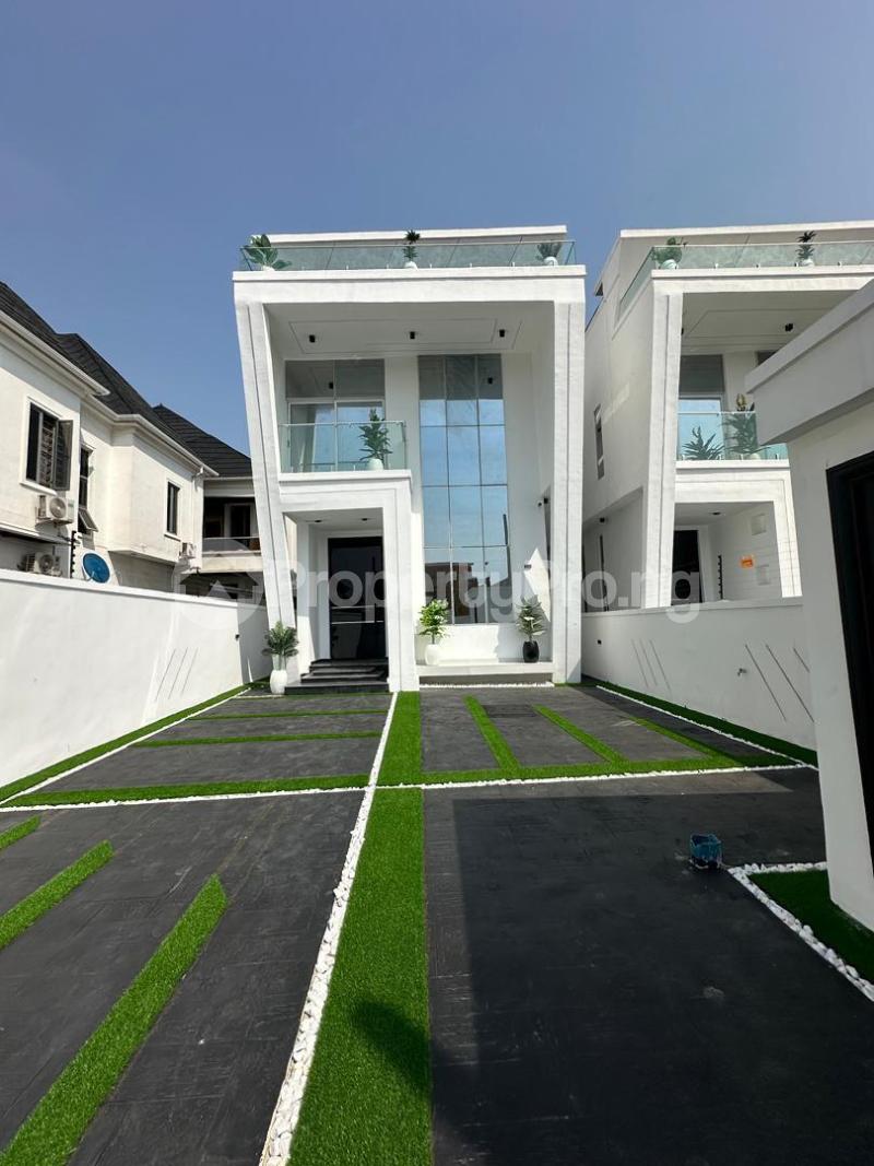 5 bedroom House for sale Ologolo Lekki Lagos