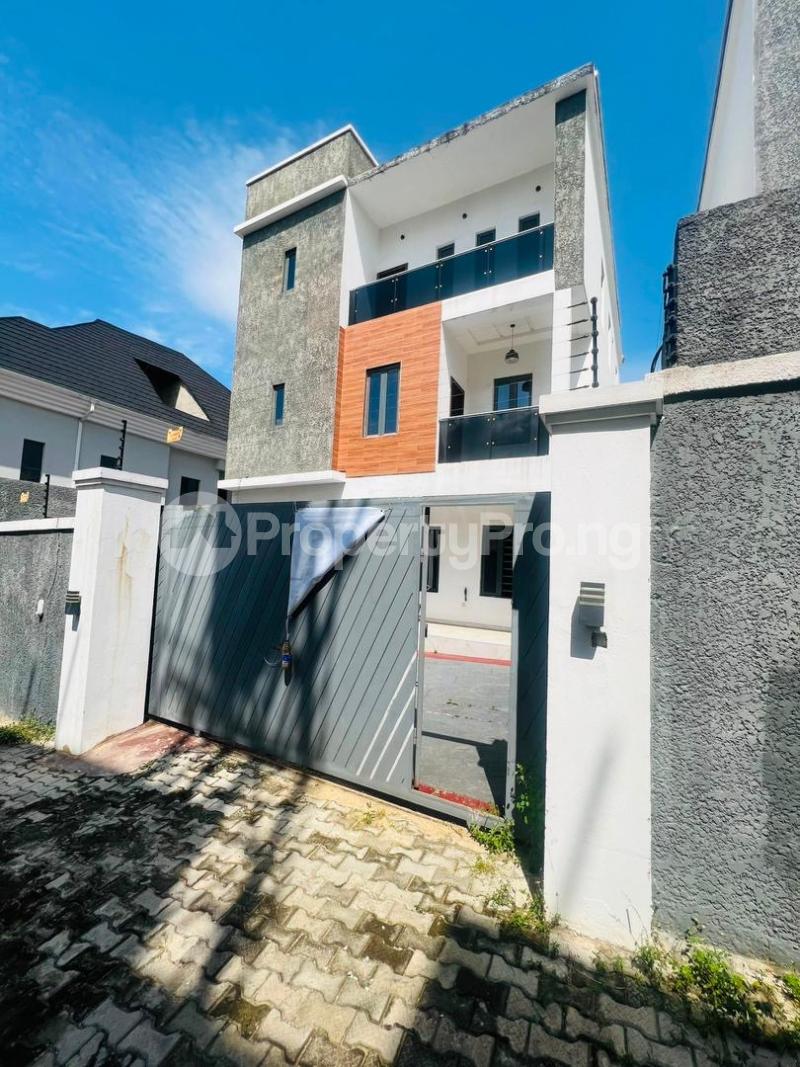 5 bedroom House for sale Off Alhaji Basheer Shittu Avenue Magodo GRA Phase 2 Kosofe/Ikosi Lagos